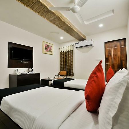 Capital O 39331 Hotel Retaj Bhilwara Luaran gambar