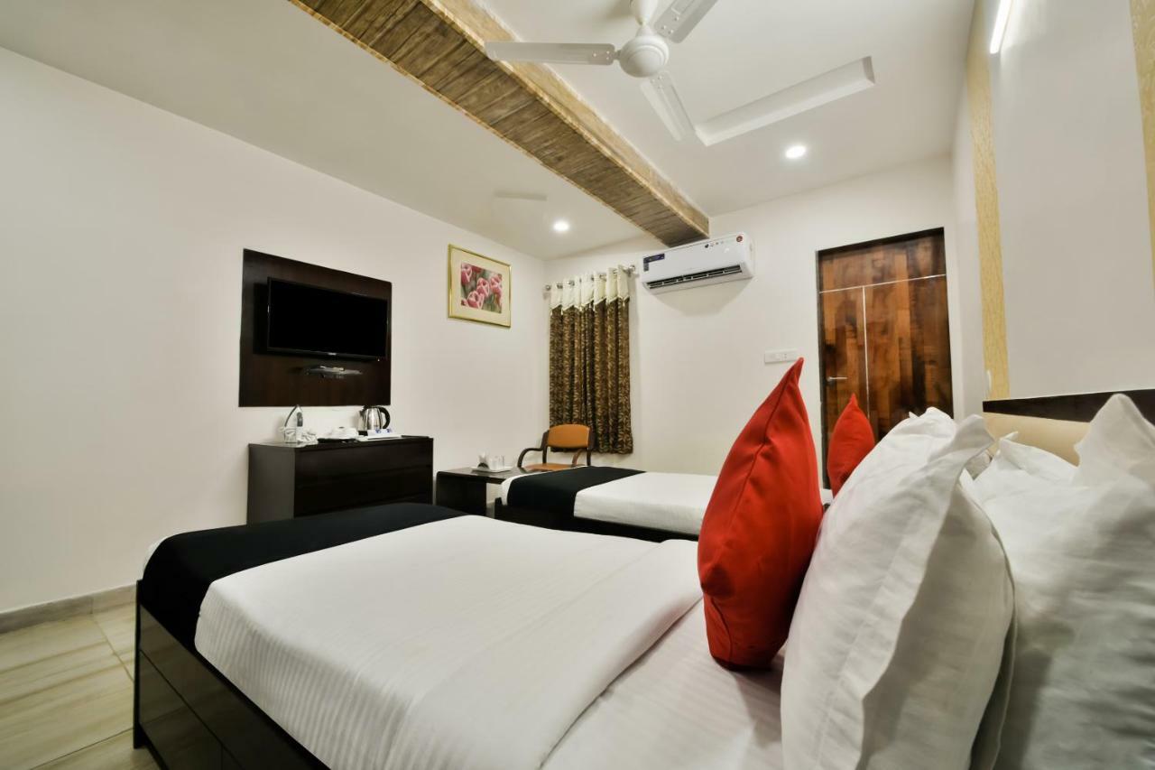 Capital O 39331 Hotel Retaj Bhilwara Luaran gambar