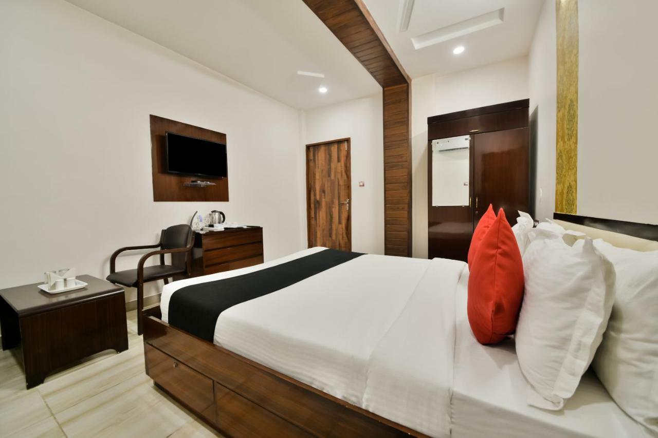 Capital O 39331 Hotel Retaj Bhilwara Luaran gambar